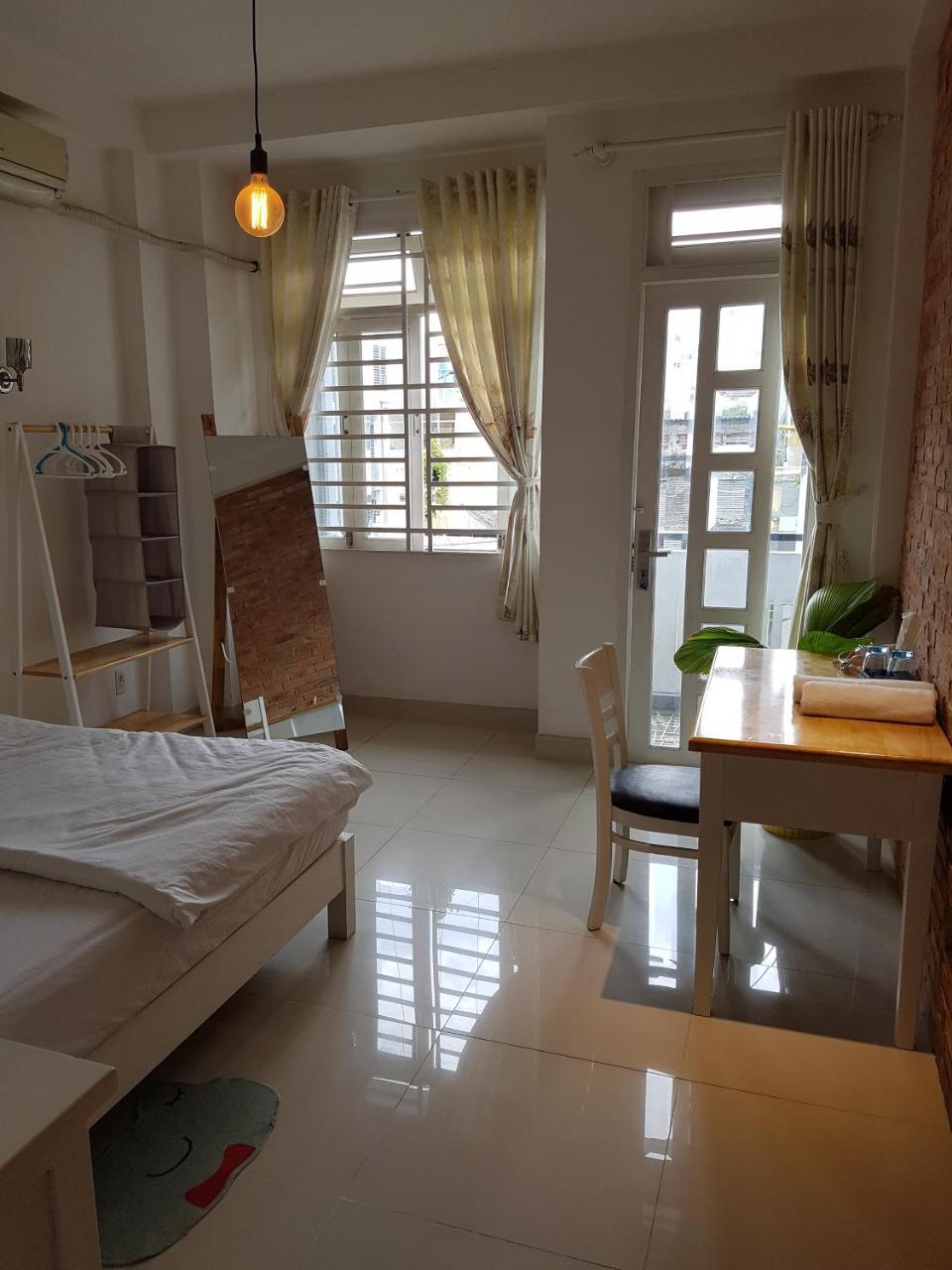 Appartamento Urban House Saigon 2 Thành Pho Ho Chí Minh Esterno foto